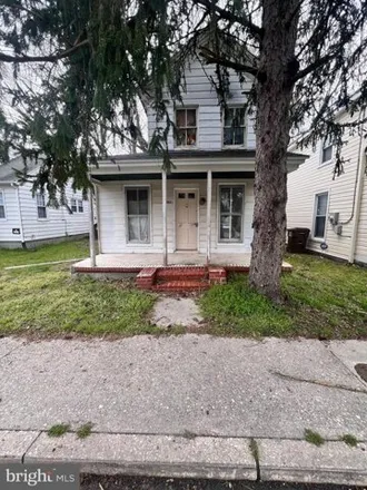 Buy this 2 bed house on 810 Fairmount Avenue in Cambridge, MD 21613