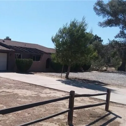 Buy this 4 bed house on 14260 Pamlico Rd in Apple Valley, California