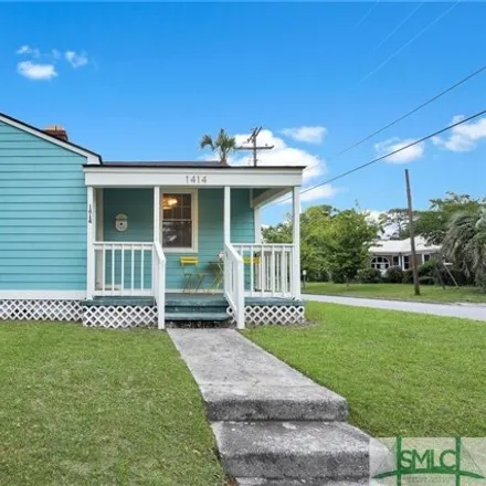 Buy this 2 bed house on 1402 Southeast 36th Street in Savannah, GA 31404