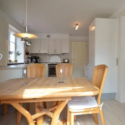 Rent this 3 bed townhouse on 6270 Tønder