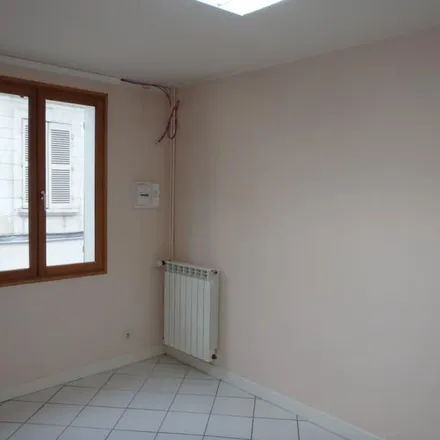 Image 4 - 6B Rue Louis Pauliat, 18000 Bourges, France - Apartment for rent
