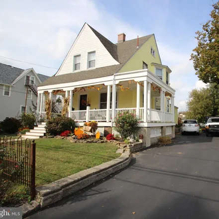 Buy this 5 bed house on 825 13th Avenue in Prospect Park, Delaware County