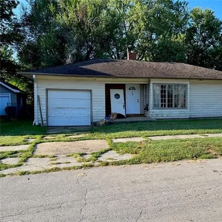 Image 1 - 1132 Cooper Street, Chillicothe, MO 64601, USA - House for sale