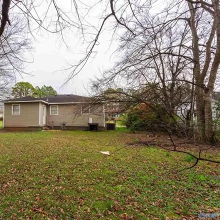 Image 3 - 1681 Armstrong Street Northwest, Cavalry Hill, Huntsville, AL 35816, USA - House for sale