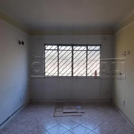 Buy this 2 bed apartment on Rua Doutor Aldo de Cresci in Conjunto Habitacional Doutor Romeu Santini (São Carlos VI), São Carlos - SP