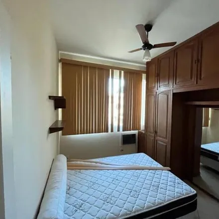 Rent this 3 bed house on Rua Viveiros de Vasconcelos in Parque Carlos de Lacerda, Campos dos Goytacazes - RJ