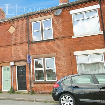 Rent this 3 bed townhouse on Alfred Street in Loughborough, LE11 1NG