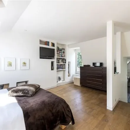 Image 1 - Branksea Street, London, SW6 6TS, United Kingdom - Townhouse for rent