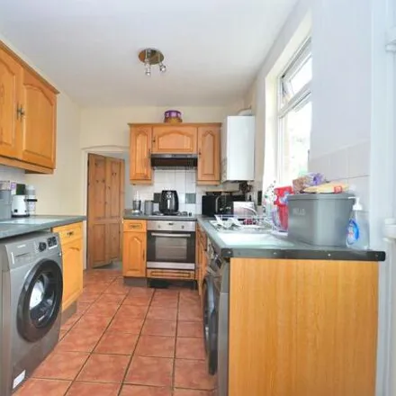 Image 4 - Boughton Green Road, West Northamptonshire, NN2 7SW, United Kingdom - Townhouse for sale