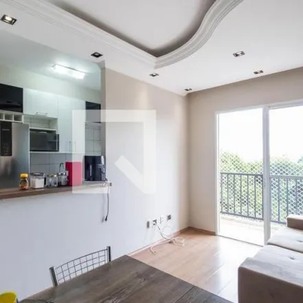 Buy this 2 bed apartment on Avenida Presidente João Goulart in Jardim D'Abril, Osasco - SP