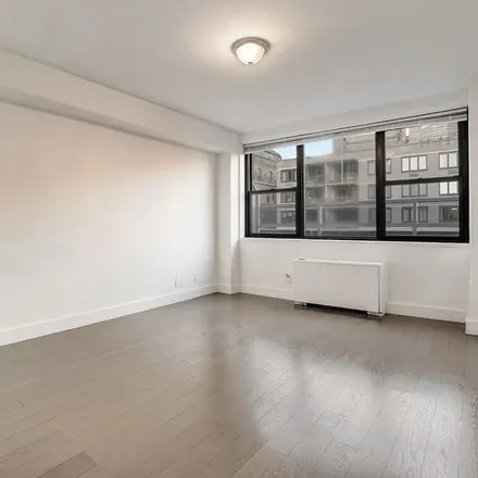 Rent this 3 bed apartment on One Park Avenue in 1 Park Avenue, New York