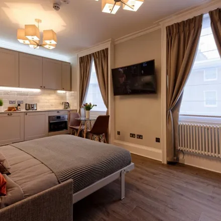 Image 5 - 36 York Street, London, W1H 1PW, United Kingdom - Apartment for rent
