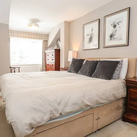 Rent this 2 bed house on Ellerker in HU15 2DT, United Kingdom