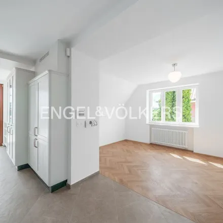 Image 2 - Netolická 672/12, 148 00 Prague, Czechia - Apartment for rent