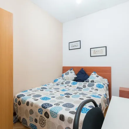 Image 3 - Madrid, BBVA, Vía Complutense, 28807 Alcalá de Henares - Apartment for rent