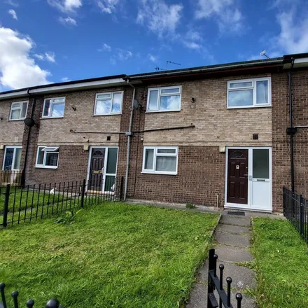 Rent this 4 bed townhouse on Pinder Walk in Manchester, M15 6FY