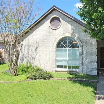 Rent this 3 bed house on 2023 Picadilly Boulevard in Mesquite, TX 75149