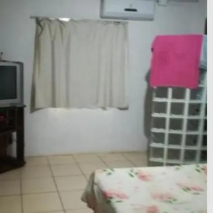 Buy this 4 bed house on Casa dos Estudantes das Faculdades de Agronomia e Veterinária in Avenida Bento Gonçalves 7712, Agronomia