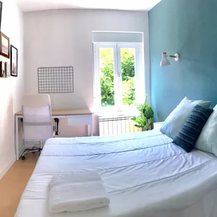 Rent this 5 bed apartment on Calle de la Esperanza in 42, 37006 Salamanca