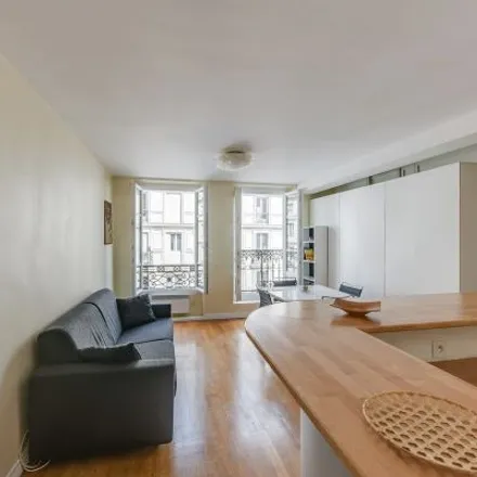 Image 2 - 25 Rue Saint-Denis, 75001 Paris, France - Apartment for rent