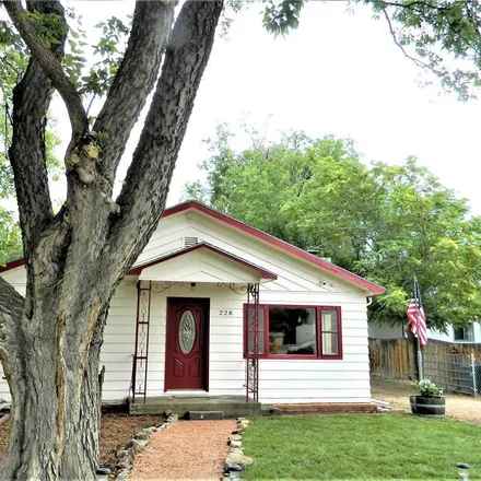 Buy this 2 bed house on McDonald's in North Cottonwood Avenue, East Cañon