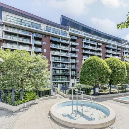 Image 6 - Centurion Building, 376 Queenstown Road, London, SW11 8PG, United Kingdom - Apartment for rent