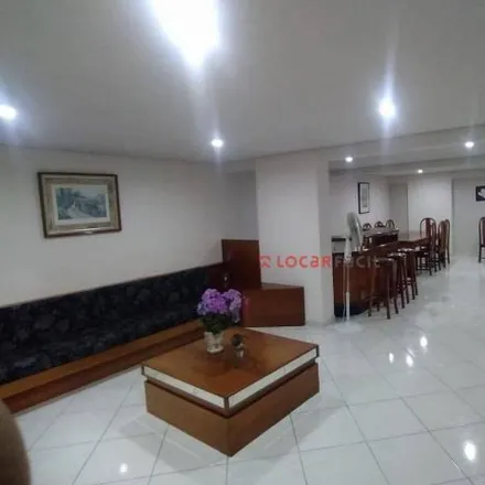 Rent this 3 bed apartment on Rua Pará 1031 in Centro Histórico, Londrina - PR