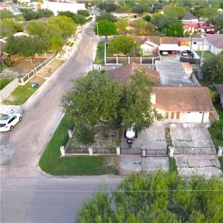 Image 4 - 882 Ramirez Street, Cortez Colonia, Rio Grande City, TX 78582, USA - House for sale