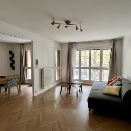 Image 5 - 77 Boulevard Barbès, 75018 Paris, France - Apartment for rent
