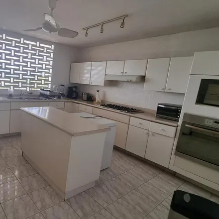 Rent this studio house on unnamed road in Fraccionamiento Club Res Las Brisas, 39300 Acapulco