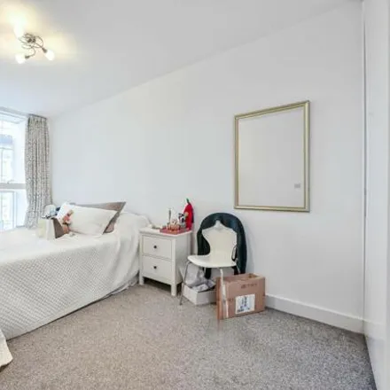 Buy this 2 bed apartment on Kelvin Court in Sherman Walk, London