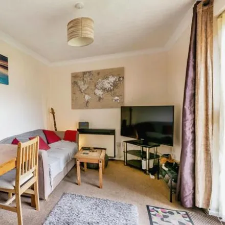 Image 4 - Godmanston Close, Bournemouth, Christchurch and Poole, BH17 8BU, United Kingdom - Apartment for sale