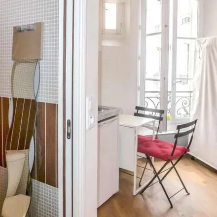 Image 3 - 20 bc Rue Pétrarque, 75016 Paris, France - Apartment for rent