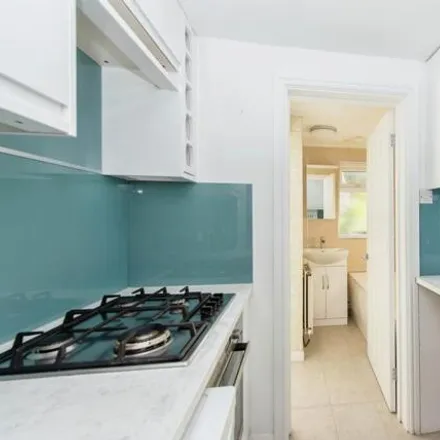 Image 3 - Longley Road, London, SW17 9LH, United Kingdom - Apartment for sale