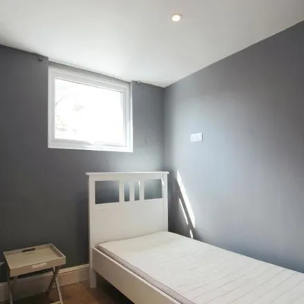 Rent this 3 bed apartment on Pizzarova in 289 Gloucester Road, Bristol