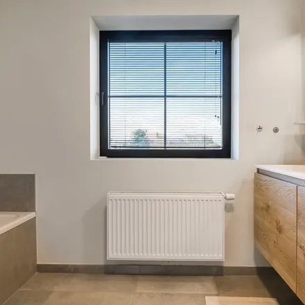 Rent this 3 bed apartment on Mattestede 4A in 9052 Ghent, Belgium