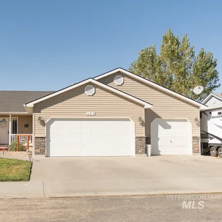 Buy this 3 bed house on 451 Northwest Mallard Avenue in Mountain Home, ID 83647