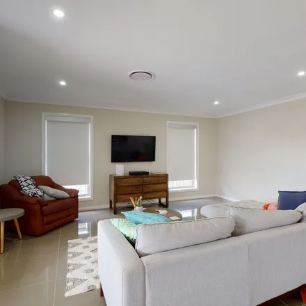 Rent this 3 bed apartment on Ebor Way in Dubbo NSW 2830, Australia
