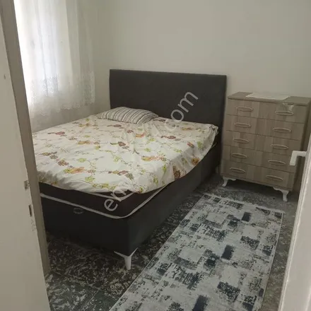 Rent this 2 bed apartment on unnamed road in 35110 Karabağlar, Turkey