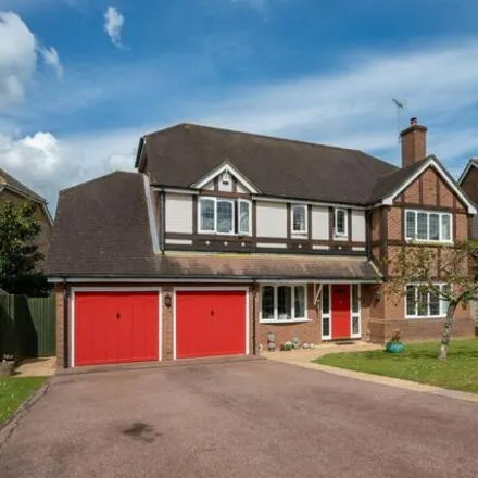 Buy this 4 bed house on Avebury Close in Horsham, RH12 5JY