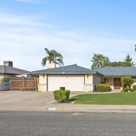 Buy this 4 bed house on 2426 Courtleigh Drive in Bakersfield, CA 93309