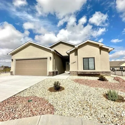 Buy this 2 bed house on 1498 Ridge Drive in Pueblo, CO 81008