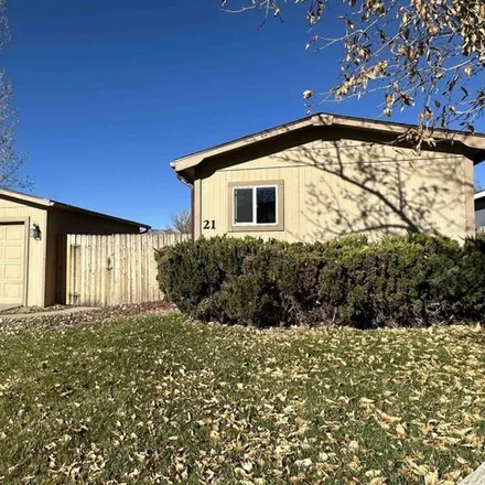 Buy this studio apartment on 21 West Tamarack Circle in Garfield County, CO 81635