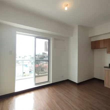 Rent this 1 bed apartment on The Orabella in 21st Avenue, Project 4