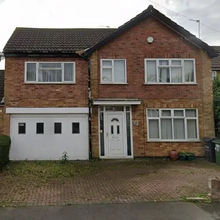 Rent this 5 bed duplex on Harrowgate Drive in Birstall, LE4 3NT