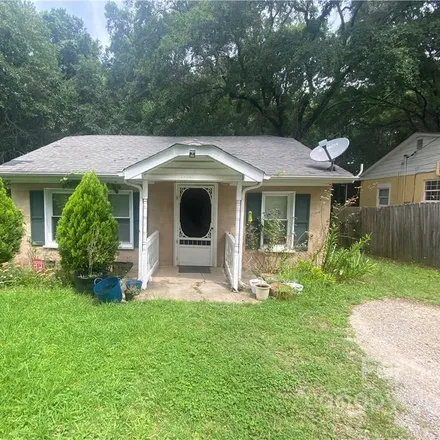 Buy this 2 bed house on 1420 Essex Avenue in Jenkins Heights, Gastonia