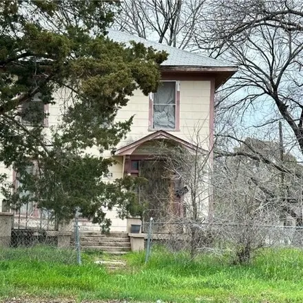 Buy this 3 bed house on East Waco School in Turner Street, Waco