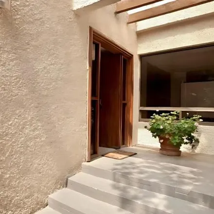 Buy this studio house on Calle Bosque de Nogales in Miguel Hidalgo, 11700 Santa Fe