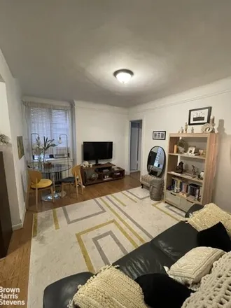 Rent this 1 bed condo on 235 Lexington Avenue in New York, NY 10016