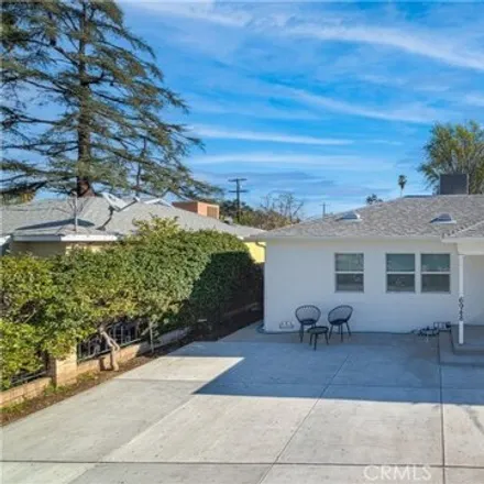 Image 2 - 14684 Hart Street, Los Angeles, CA 91405, USA - House for rent